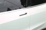 TESLA MODEL Y LEGACY VE JUNİPER İÇİN UYUMLU KAPI KOLU DEKORATİF KAPLAMA MAT KARBON