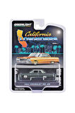 Kız Çocuk Oyuncak Greenlight 1/64 California Lowriders Series 6- 1964 Chevrolet
