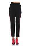 Kırmızı Şeritli Siyah Bilek Kadın Pantolon