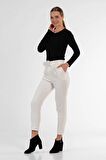 Kemerli Beyaz Bilek Kadın Pantolon