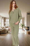 Kadın V Yaka Uzun Kollu Pamuklu Pijama Takımı Kış Mevsimi İçin Rahat Yüksek Kalite Trend Tasarım