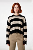 Kadın Oversize Bisiklet Yaka Çizgili Crop Akrilik Triko Kazak Akıtma Detaylı Rahat Şıklık Kaliteli