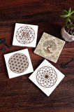 Yaşam Çiçeği, Sri Yantra, Hayat Ağacı Taş Bardak Altlığı Masaüstü Koruyucu Altlık 4 Parça Set 10x10cm Stone Coasters
