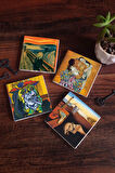Dalí Belleğin Azmi, Picasso Ağlayan Kadın, Çığlık, Gustav Klimt Aile Kucaklama Taş Bardak Altlığı Masaüstü Koruyucu Altlık 4 Parça Set 10x10cm Stone Coasters