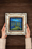 Vincent van Gogh Ren Nehri’nde Yıldızlı Bir Gece Taş Duvar Tablosu Çerçeveli Duvar Dekoru Wall Art