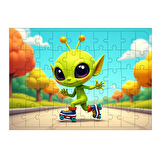 Ahşap Mdf Puzzle Yapboz Paten  Süren Sevimli Uzaylı 50 Parça 35*50 cm