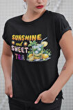 Sunshine And Sweet Tea Limon Baskılı Yaz Temalı Unisex Regular Fit Pamuklu Siyah Tişört