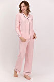 Kadın Pembe Çizgili Pamuklu Modal Boydan Patlı Kutulu Pijama Takımı Q9.U.8O.K7.K.A6.P.C