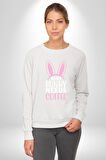 Bazı Pembe Tavşanların Kahveye İhtiyacı Var  Erkek Kadın Unisex Dijital Baskılı Beyaz Sweatshirt