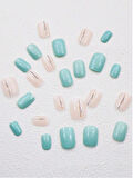 VividCharm 24lü Pastel Yeşil & Çiçek Tasarımlı Takma Tırnak Seti / Protez Tırnak Seti