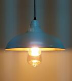 Retro Metal Sarkıt Avize Rustik Tekli Sarkıt Beyaz İçi Sarı