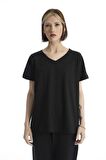 Siyah V Yaka %100 Pamuk T-shirt