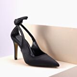 ELSE KAPALI SİVRİ BURUN 10CM İNCE TOPUK PENCERE DETAY FİYONKLU PARLAK ABİYE STİLETTO - TOPUKLU AYAKKABI