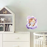 Mor Bulut Üzerinde Uyuyan Sevimli Kaplan Yavrusu Duvar Çıkartması