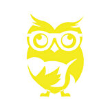 Kitap Okuyan Baykuş Sticker 17x17 Cm Sarı