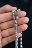 925 Ayar Oval Kesim 3 Kamçılı Püskül Orta Boy Zırh Örgü Desenli Otantik Gümüş Tesbih 17,5Gr