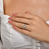 0.09 Karat Damla Formlu Pırlanta Yüzük