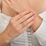 0.15 Karat Pırlanta Sarı Violet Taşlı Yüzük