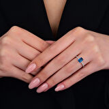 0.08 Karat London Blue Topaz Taşlı Pırlanta Yüzük