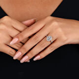 0.28 Karat Baget Pırlanta Yüzük