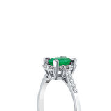 0.22 Karat Zümrüt Taşlı Pırlanta Yüzük