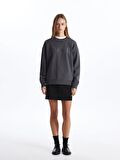 Bisiklet Yaka Nakışlı Uzun Kollu Oversize Kadın Sweatshirt
