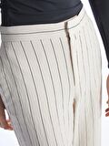 Standart Fit Çizgili Geniş Paça Kadın Pantolon
