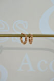 Rose Gold Top Detaylı Halka Küpe – Günlük Kullanıma Uygun, Dayanıklı Tasarım Top Detaylı Rose Halka Küpe | Günlük ve Şık