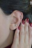 Sonsuzluk Kıkırdak Küpesi Helix Piercing