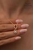 Swarovski Taşlı Sonsuzluk Model Rose Kaplama Gümüş Zirconia Kolye