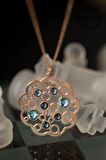 Swarovski Taşlı Çiçek Model Rose Kaplama Gümüş Crystal Kolye