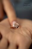 Swarovski Taşlı Daire ve Kare Model Rose Kaplama Gümüş  Zirconia Yüzük