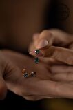 Swarovski Taşlı Çubuk ve Tektaş Model Rose Kaplama Gümüş Crystal Küpe