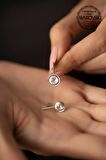 Swarovski Taşlı Çubuk ve Tektaş Model Gümüş Crystal Küpe