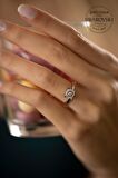 Swarovski Taşlı Dört Dişli Model Gümüş Zirconia Yüzük