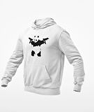 Elinde tarayıcı silahlar olan panda baskılı kapüşonlu sweatshirt