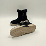 KIZ ÇOCUK KAYMAZ TABAN SİYAH KELEBEKLİ BOT 