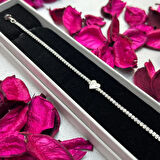 Kalp Figürlü Kadın Bileklik 925 Ayar Gümüş Rodyum Kaplama Zarif Tasarım