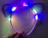 Kenarları Dantelli Mor Pullu Payetli Led Işıklı Kedi Kulak Taç 17x19 Cm