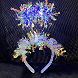 Beyaz Renk Gümüş Işıltılı Püsküllü Led Işıklı Parlak Hologramlı Taç 25x12 cm