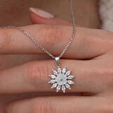 Supertrend Gümüş Beyaz Manolya Çiçeği Kadın Kolye