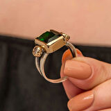 Supertrend Gümüş Yeşil Zirkon Taşlı Otantik Kadın Yüzük