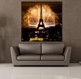 HAVAİ FİŞEKLE EYFEL KULESİ