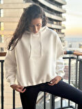 Kadın Kapüşonlu Oversize Sweatshirt