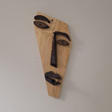 Dertli Tahta – El Yapımı Soyut Ahşap Yüz Dekoru (41x17 cm)