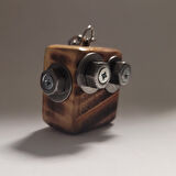 Cep Robotu” – El Yapımı Robot Anahtarlık (5 x 4 x 2 cm)