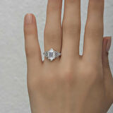 STİLLOVE Gümüş Beyaz Baget Taşlı Kadın Yüzük