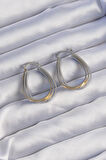 STİLLOVE Pirinç Gold Gümüş Renkli Oval Çoklu Görünümlü Küpe