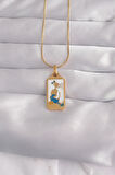STİLLOVE 316L Çelik Gold Renk Beyaz Mineli Kız Figür Tarot Kolye