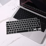 MacBook Pro 14.2 İnç M1 M2 M3 M4 M5 A2442 A2992 Uyumlu Arapça İngilizce Q Klavye Koruyucu Silikon
